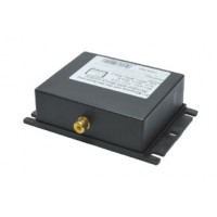 Univerzální AV adaptér pro automobily s navigací