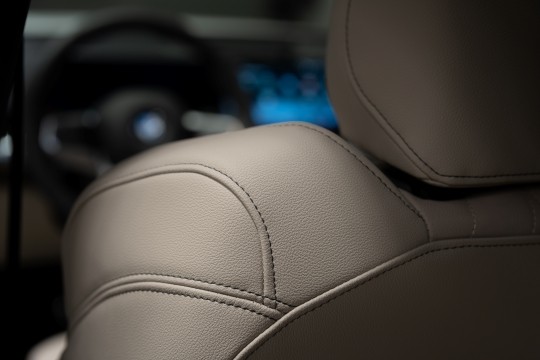 Ochrana kožených sedaček v novém autě