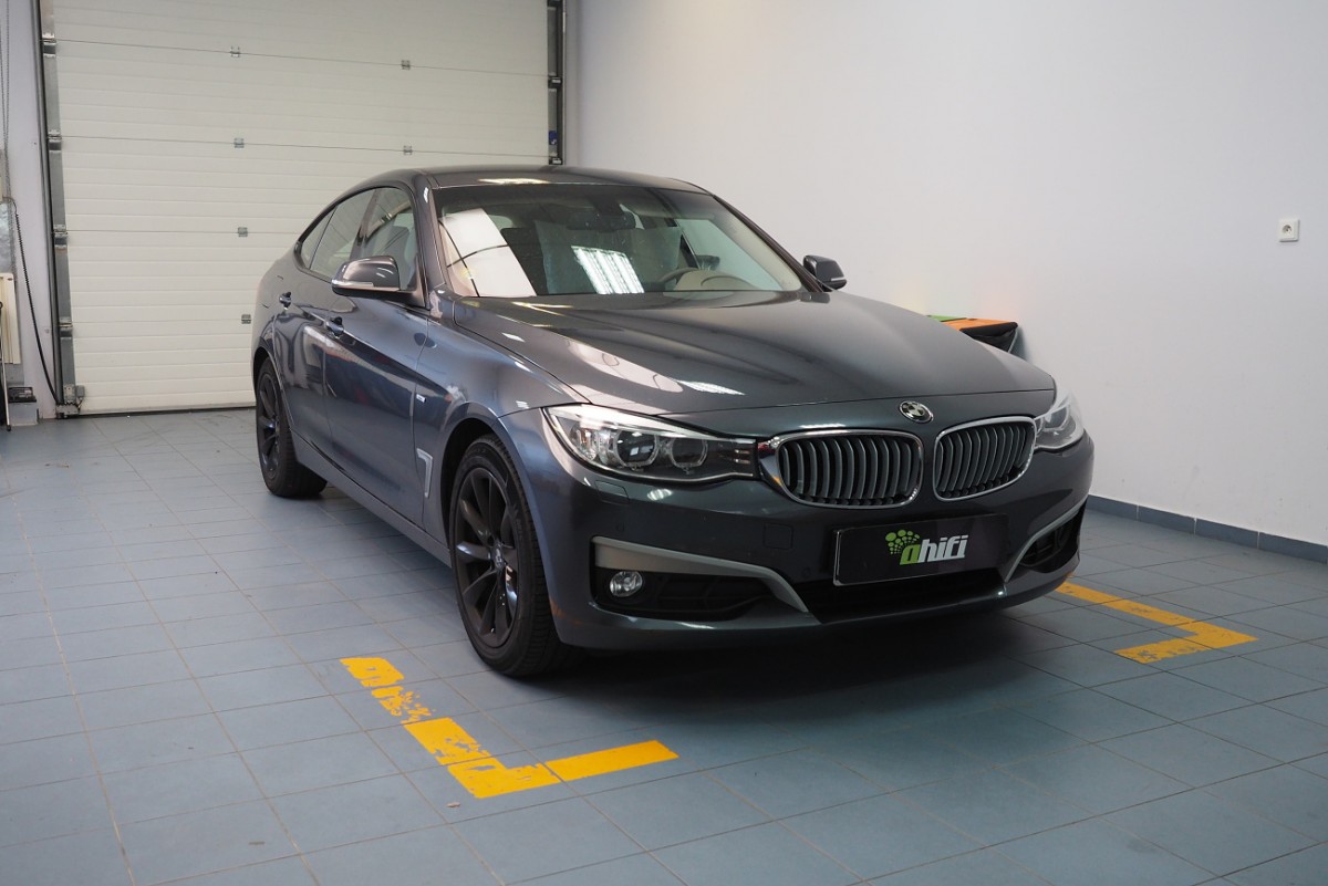 BMW 3. řady GT montáž reproduktorů a DVR kamery Ahifi.cz