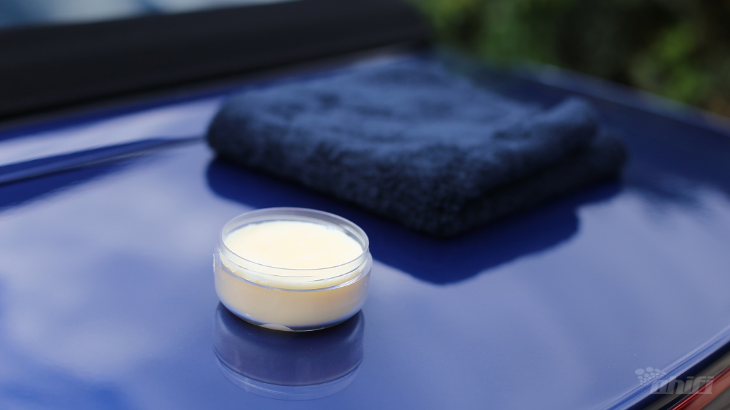 Hybridní nano vosk s keramikou Dodo Juice Supernatural Hybrid Nano (100