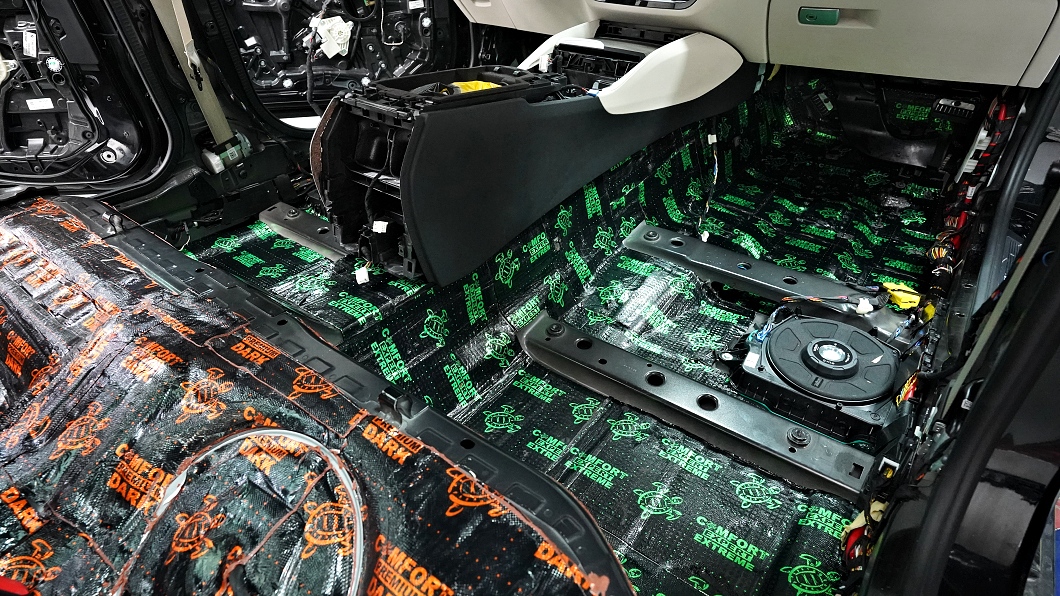 Antivibrační materiál Comfortmat Extreme Pro - Ahifi.cz