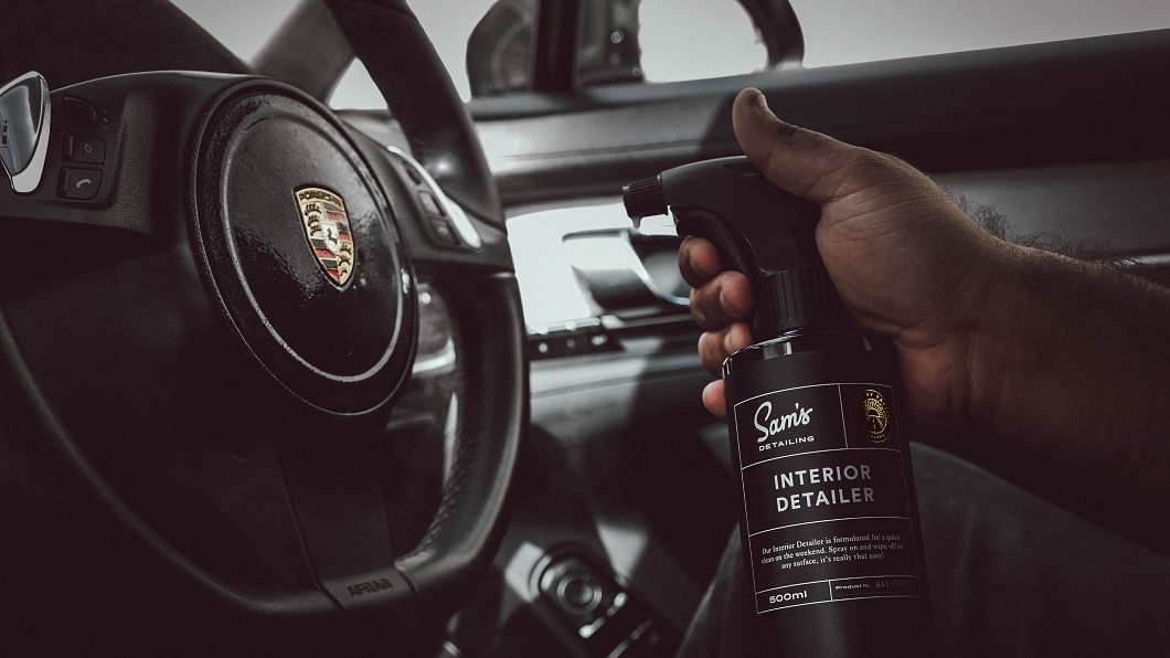 Detailer na interiér Sam's Detailing Interior Detailer (500 ml) Ahifi.cz