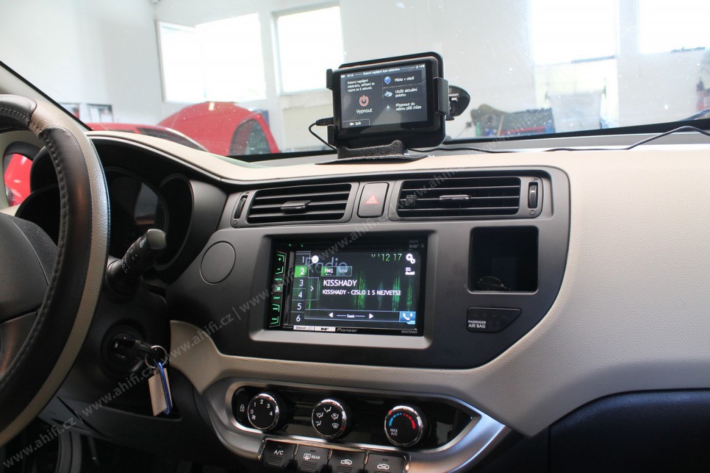 Kia rio 2 магнитола