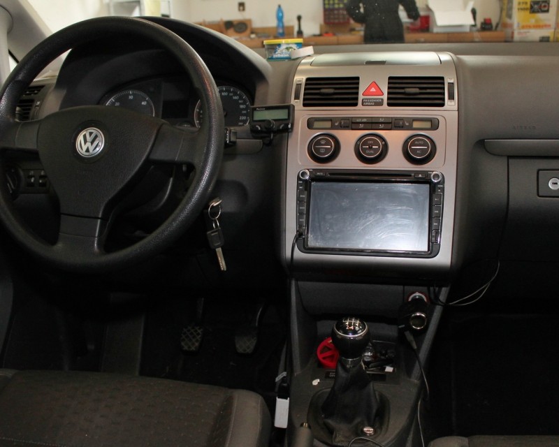 Volkswagen touran магнитола