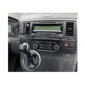 Reduction frame 9" car radio for VW T5/Multivan