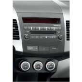 Reduction frame 9" car radio for Citroen, Mitsubishi, Peugeot