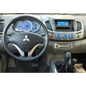 Рамка за автомобилно радио Mitsubishi L200