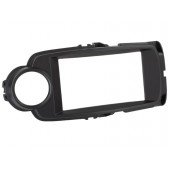 Car radio reduction frame for Toyota Yaris