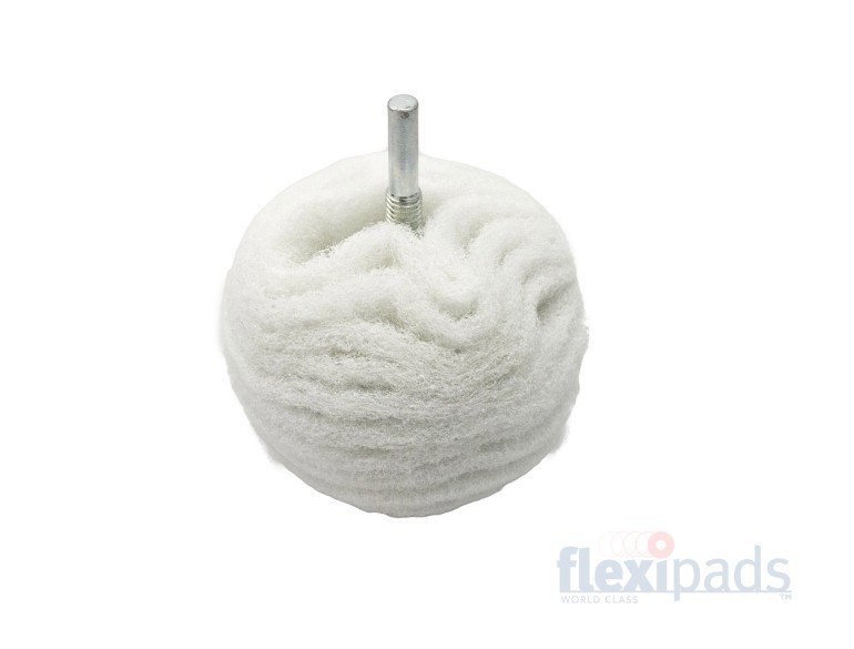 Lešticí kulička Flexipads White Microfine Scruff Ball 75