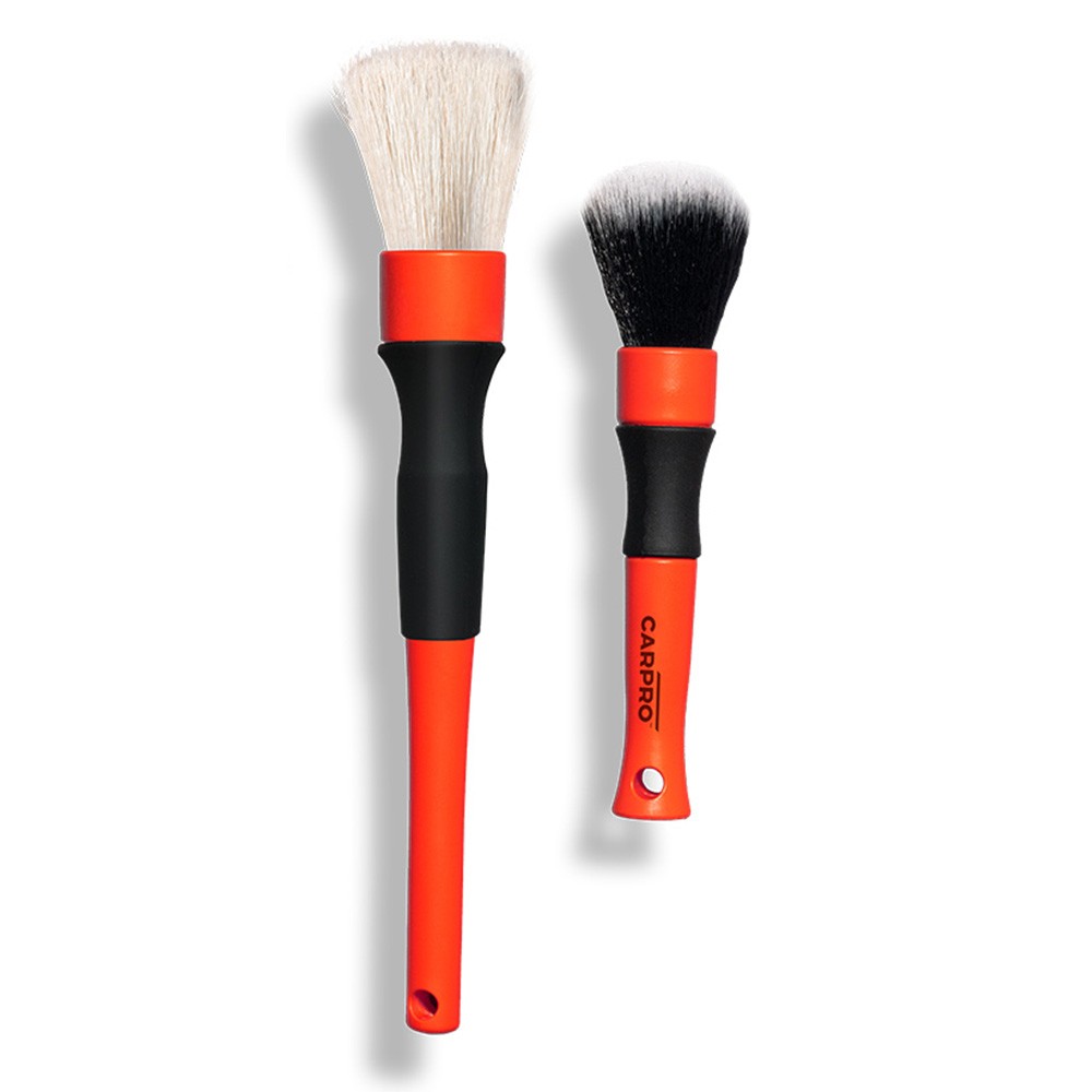 Dva detailingové štětce CarPro Detailing Brush Set