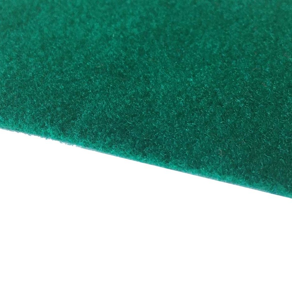 Zelený potahový koberec SGM Carpet Green