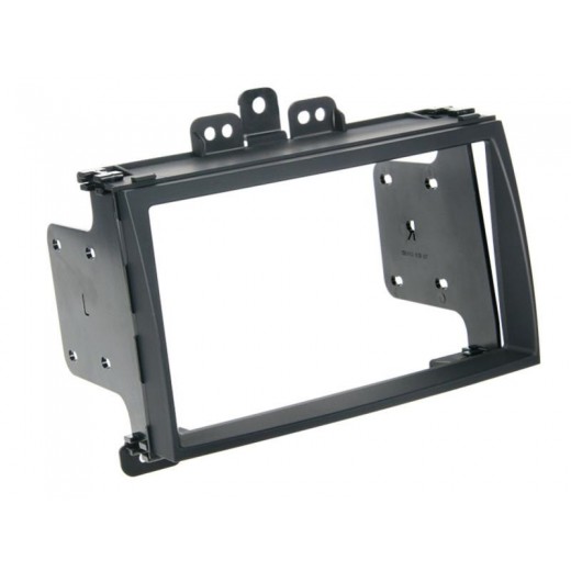 Car radio reduction frame for Hyundai i20