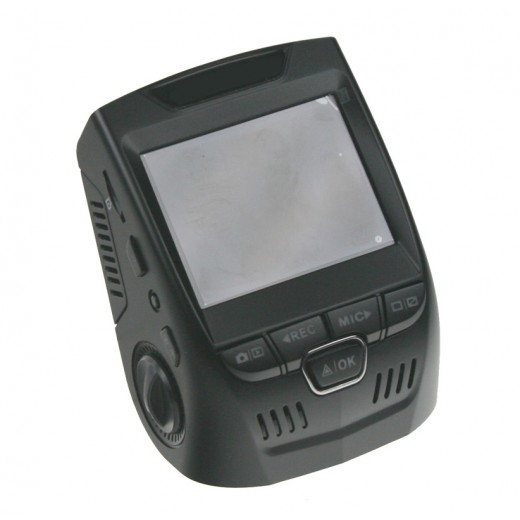 Plochá FULL HD kamera s 2,4