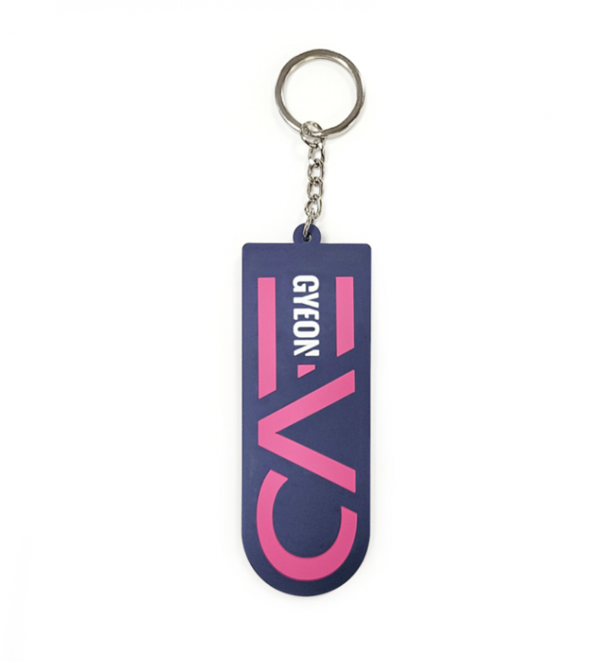 Silikonový přívěsek na klíče Gyeon Rubber Key Ring - EVO Pink