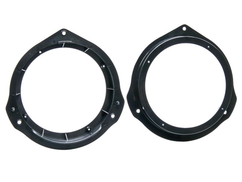 Plastové podložky pod reproduktory pro Mercedes