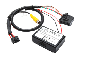 VIDEO ADAPTÉR PRO PARK KAMERU VW/ŠKODA RNS2