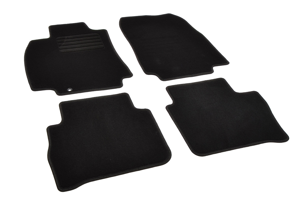 Textilní autokoberce Rigum pro Nissan Tiida Hatchback/Sedan (2007 -)