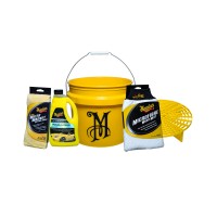 A complete set of car cosmetics for washing and drying the car Meguiar's Ultimate Wash & Dry Kit